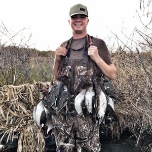 Meet your Posher, Hunter